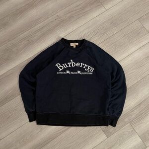 Vintage Burberry London Paris New York Center Design Sweater